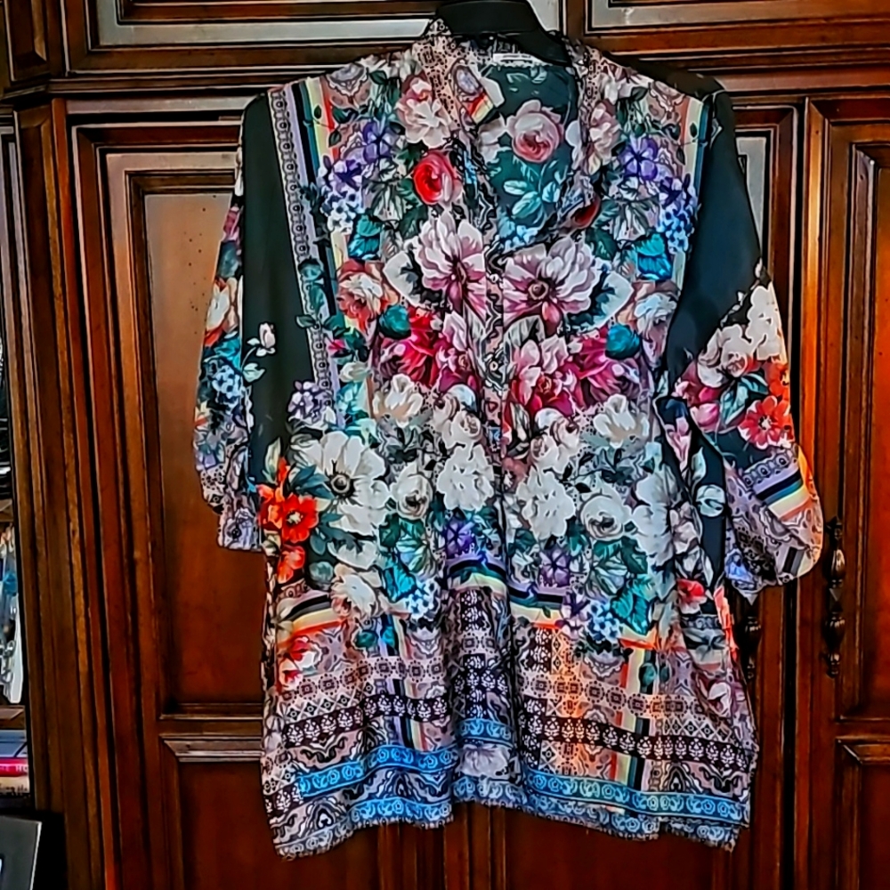 Johnny Was Black Multicolor Floral Button-Up Tunic Blouse